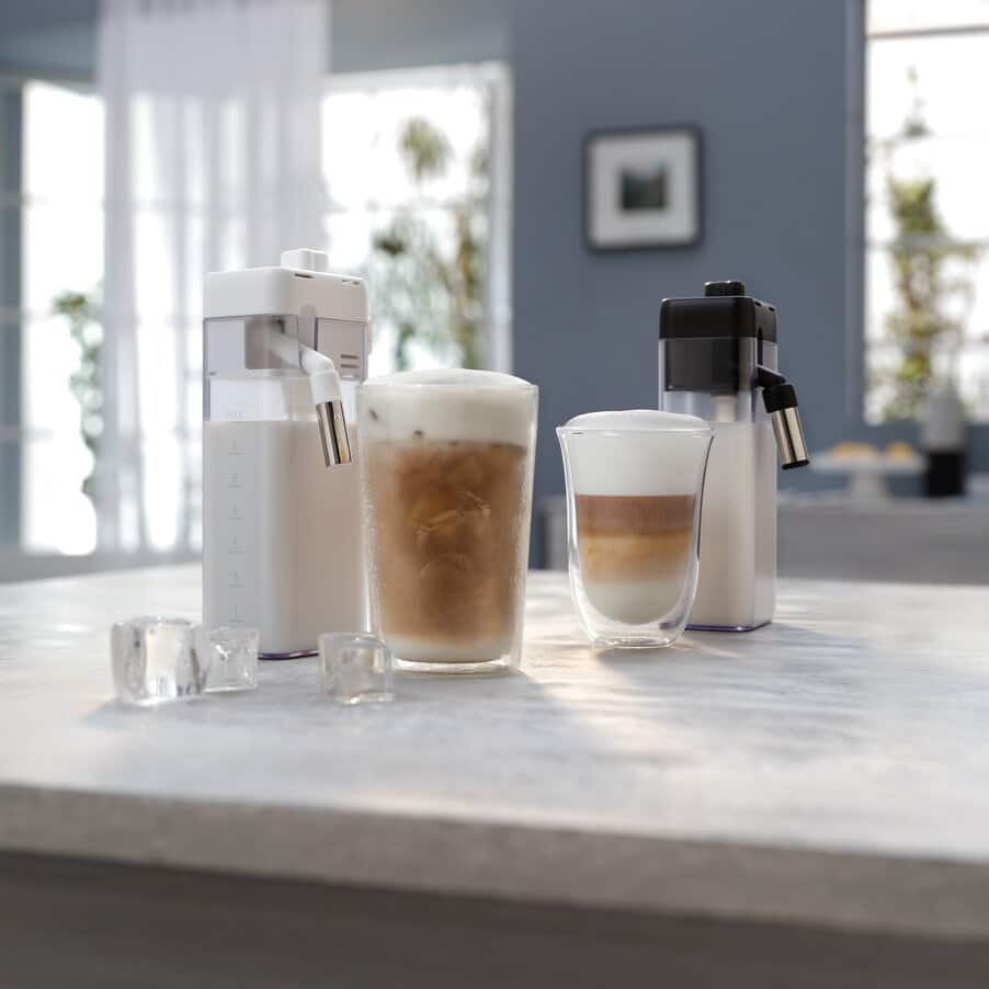 Автоматическая кофемашина De'Longhi ECAM630