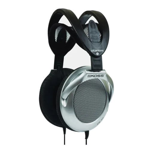 Koss UR40